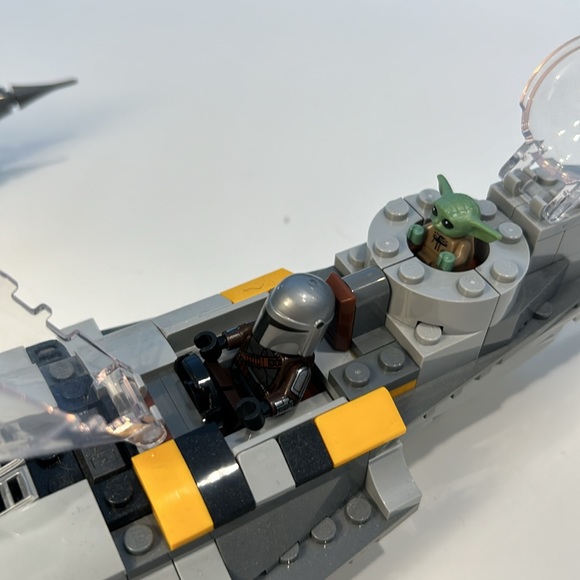 Lego, Star Wars, the Mandalorians N-1 starfighter 75325 toy building kit - Picture 4 of 4